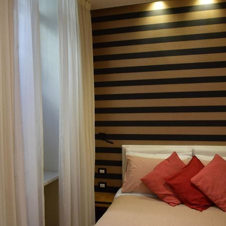 Bed and Breakfast Kbirr Charming House Napoli Esterno foto