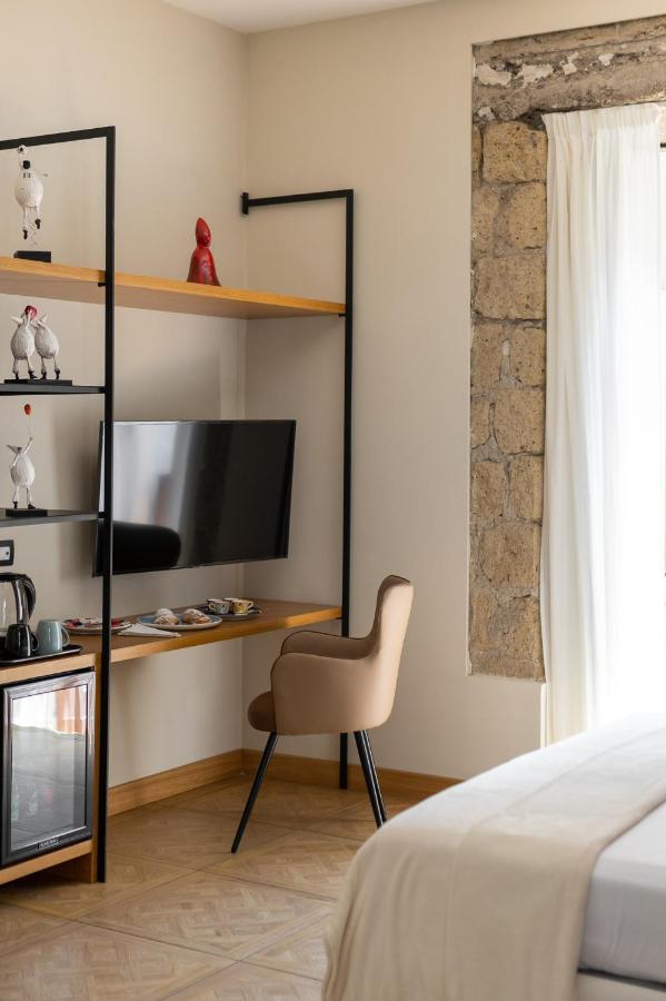 Bed and Breakfast Kbirr Charming House Napoli Esterno foto
