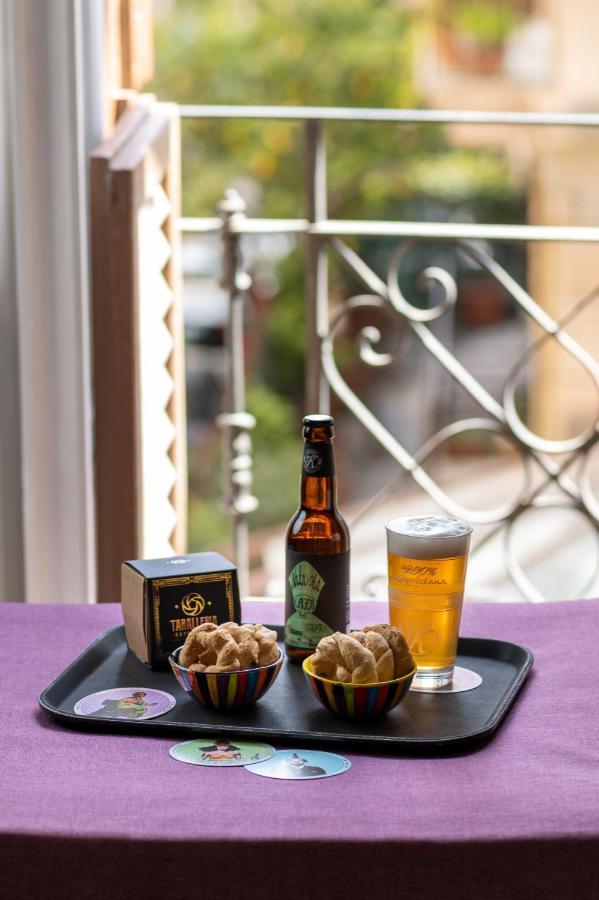 Bed and Breakfast Kbirr Charming House Napoli Esterno foto