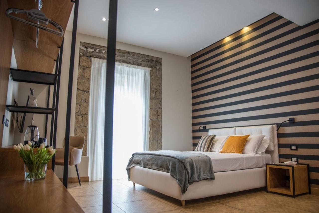 Bed and Breakfast Kbirr Charming House Napoli Esterno foto