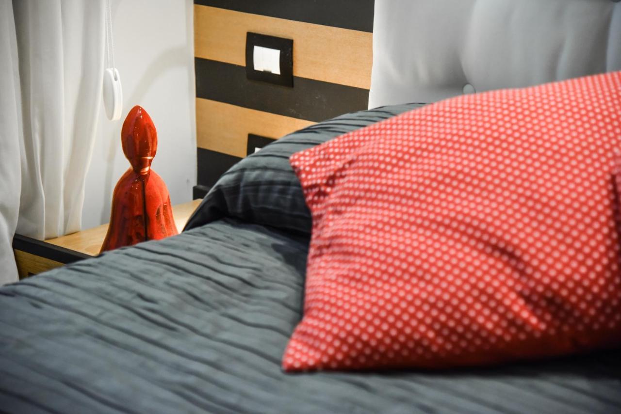 Bed and Breakfast Kbirr Charming House Napoli Esterno foto