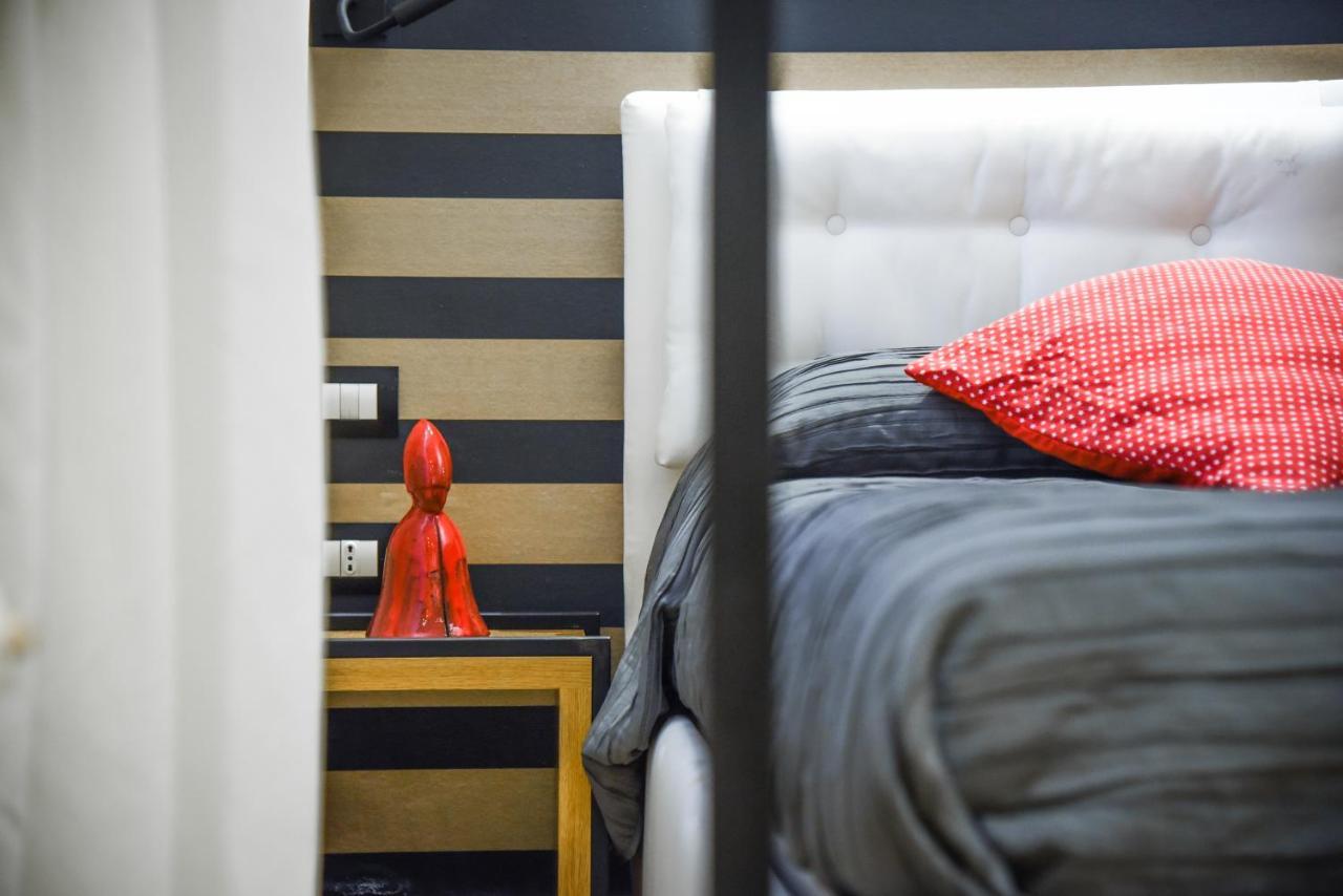 Bed and Breakfast Kbirr Charming House Napoli Esterno foto